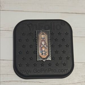 Loungefly Haunted Mansion Quicksand Men Pin